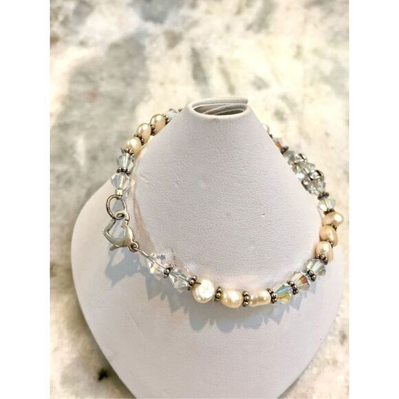 Pearls and Austria Crystals Bracelet #handmade #valentine - Picture 2 of 6